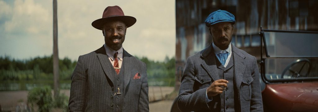 Foto de los gemelos Stack y Smoke, interpretados por Michael B. Jordan, en la pelicula Sinners