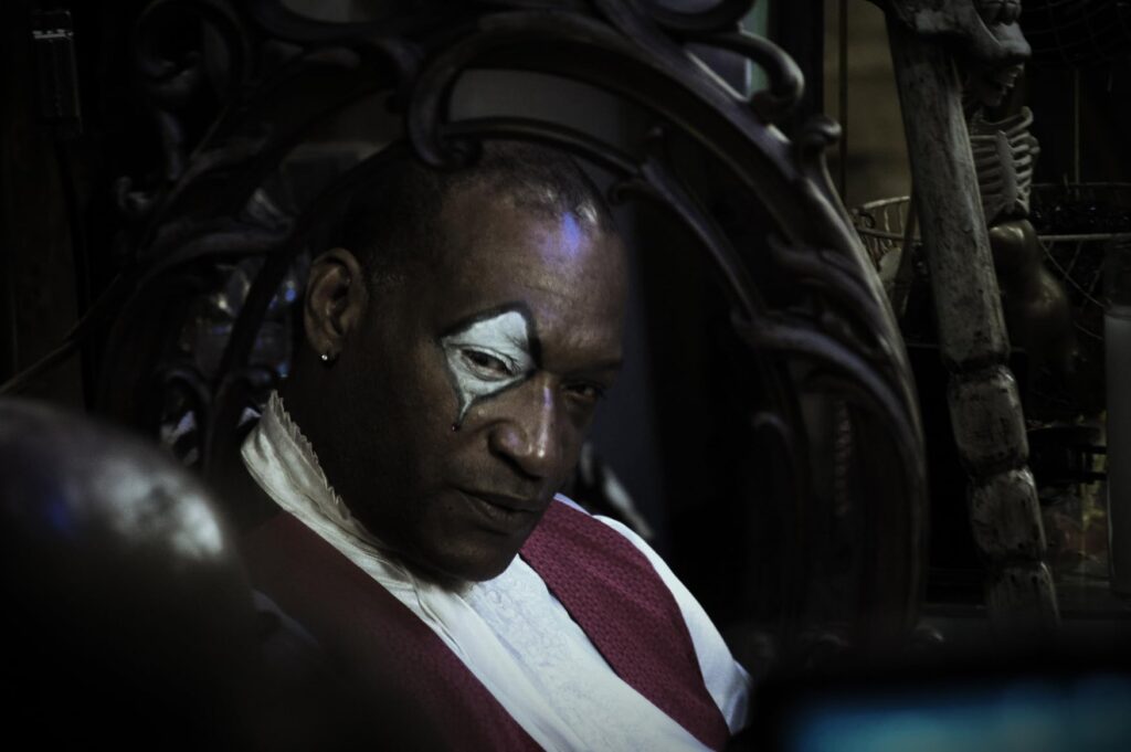 Tony Todd como el Reverend Zombie en Hatchet II