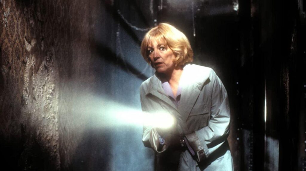 [HorrorScience] La comunidad (2000)
